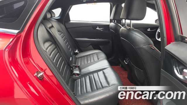Kia K3 5Door GT Plus 2019 — фото 11