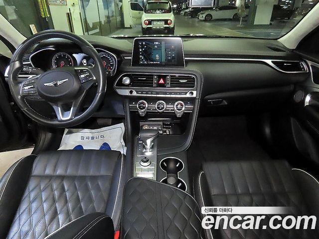 Genesis G70 2.0T AWD Supreme 2018 — фото 2
