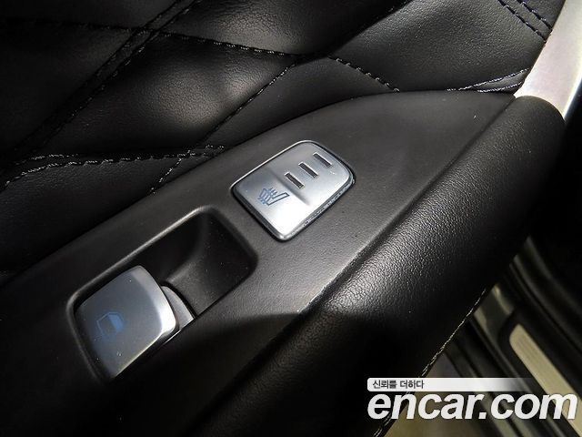 Genesis G70 2.0T AWD Supreme 2018 — фото 7