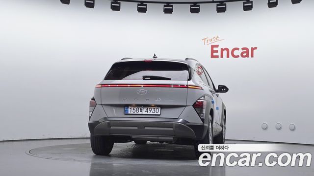 Hyundai Kona Hybrid (SX2) Premium 2023 — фото 4