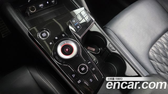Kia Sportage (V) Diesel 2.0 2WD Signature 2022 — фото 9