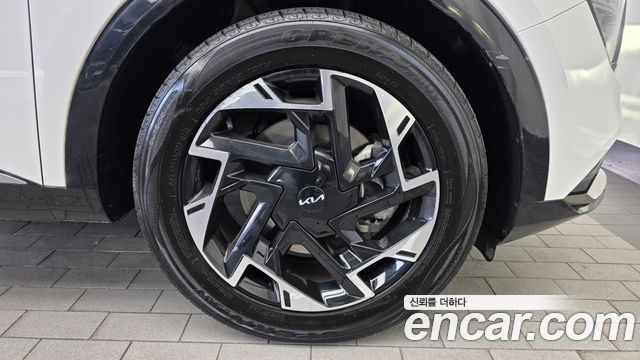 Kia Sportage (V) Diesel 2.0 2WD Signature 2022 — фото 21