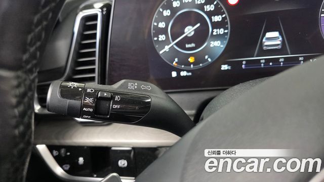 Kia Sportage (V) Diesel 2.0 2WD Signature 2022 — фото 28