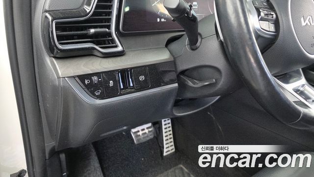 Kia Sportage (V) Diesel 2.0 2WD Signature 2022 — фото 32