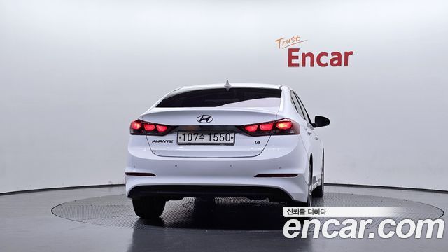 Hyundai Avante (AD) 1.6 GDI Value Plus 2018 — фото 4