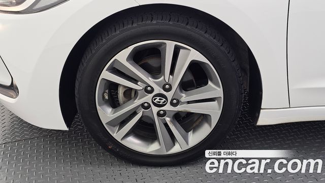 Hyundai Avante (AD) 1.6 GDI Value Plus 2018 — фото 5