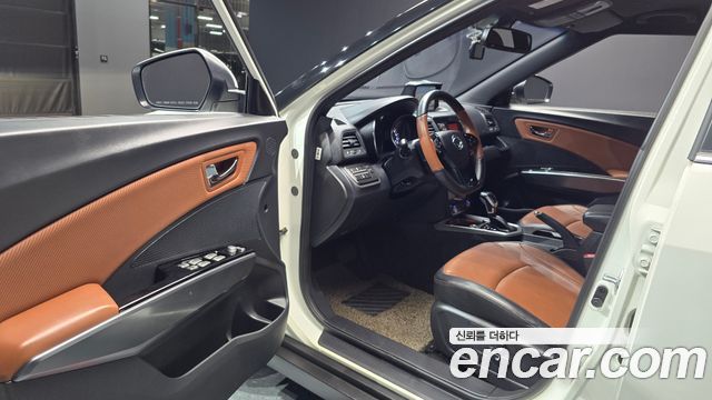 KG Mobility (SsangYong) Tivoli Armor Gear Plus 2WD 2019 — фото 10