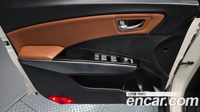 KG Mobility (SsangYong) Tivoli Armor Gear Plus 2WD 2019 — фото 17