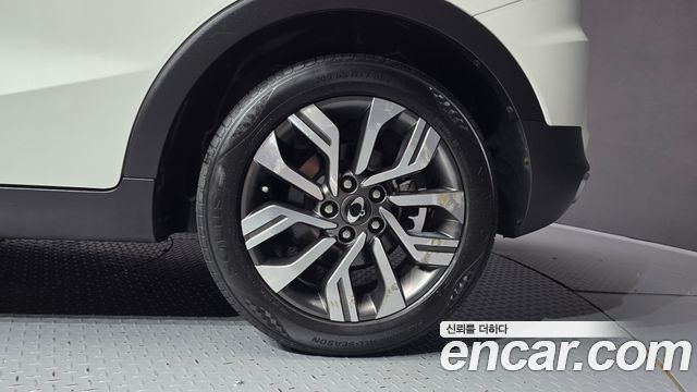 KG Mobility (SsangYong) Tivoli Armor Gear Plus 2WD 2019 — фото 21