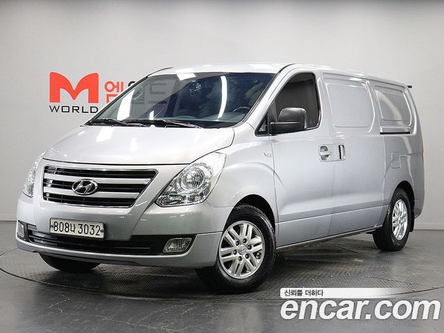 Hyundai Grand Starex 3-Seater VAN Modern