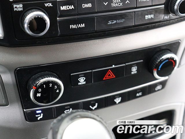 Hyundai Grand Starex 3-Seater VAN Modern 2017 — фото 16