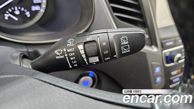 Hyundai Santa Fe The Prime Diesel 2.0 2WD Value Plus 2018 — фото 19
