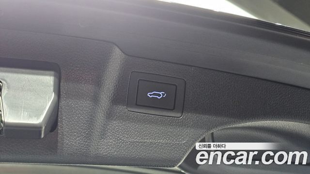 Hyundai Santa Fe The Prime Diesel 2.0 2WD Value Plus 2018 — фото 29