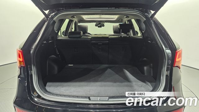 Hyundai Santa Fe The Prime Diesel 2.0 2WD Value Plus 2018 — фото 30