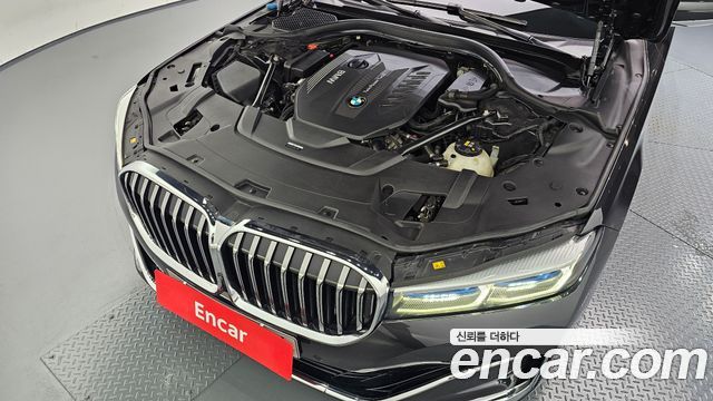 BMW 7 Series (G11) 740d xDrive Design Pure Excellence 2020 — фото 6