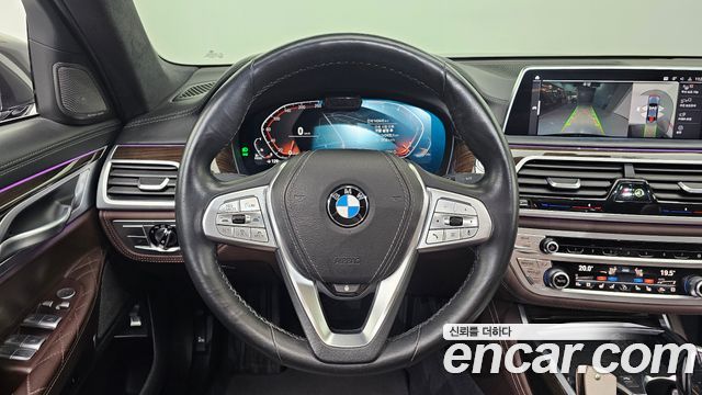BMW 7 Series (G11) 740d xDrive Design Pure Excellence 2020 — фото 12