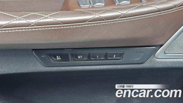 BMW 7 Series (G11) 740d xDrive Design Pure Excellence 2020 — фото 15