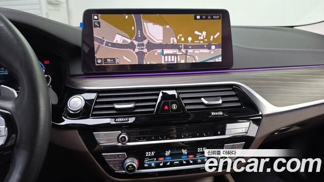BMW 5 Series (G30) 530e Luxury 2022 — фото 14