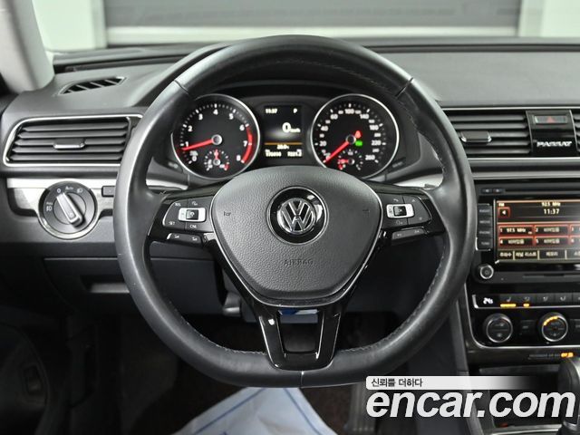 Volkswagen Passat 2.0 TSI B7 2018 — фото 17