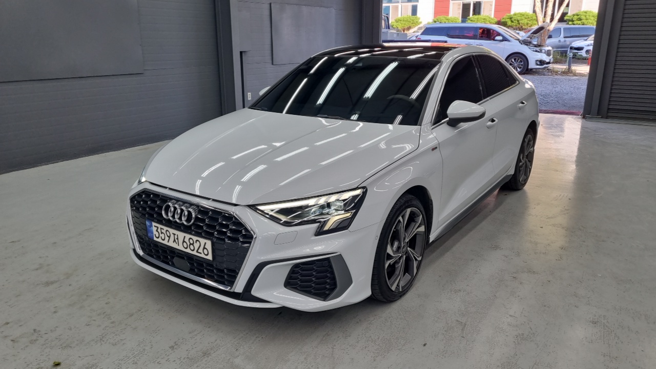 Audi A3 (8Y) 40 TFSI Premium