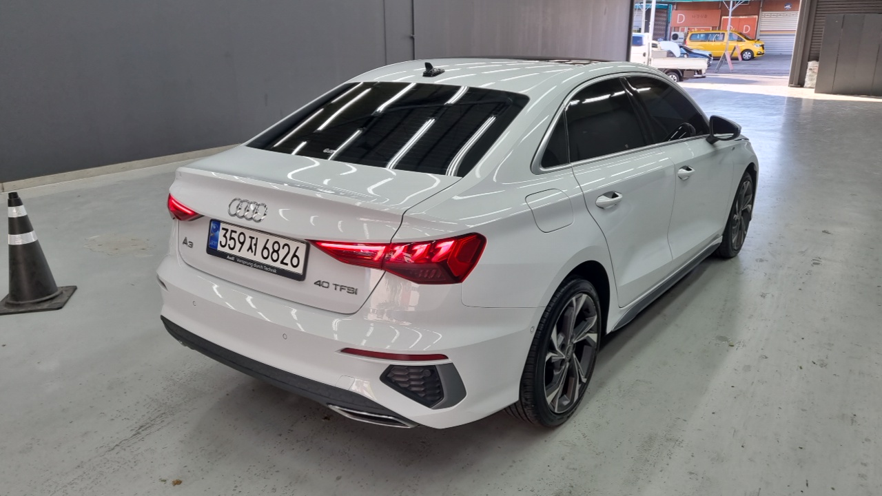 Audi A3 (8Y) 40 TFSI Premium 2023 — фото 2