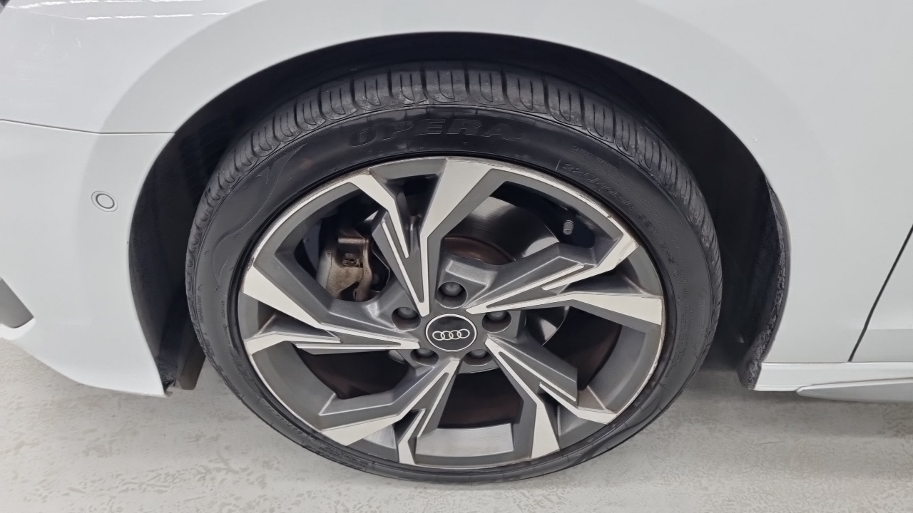 Audi A3 (8Y) 40 TFSI Premium 2023 — фото 5