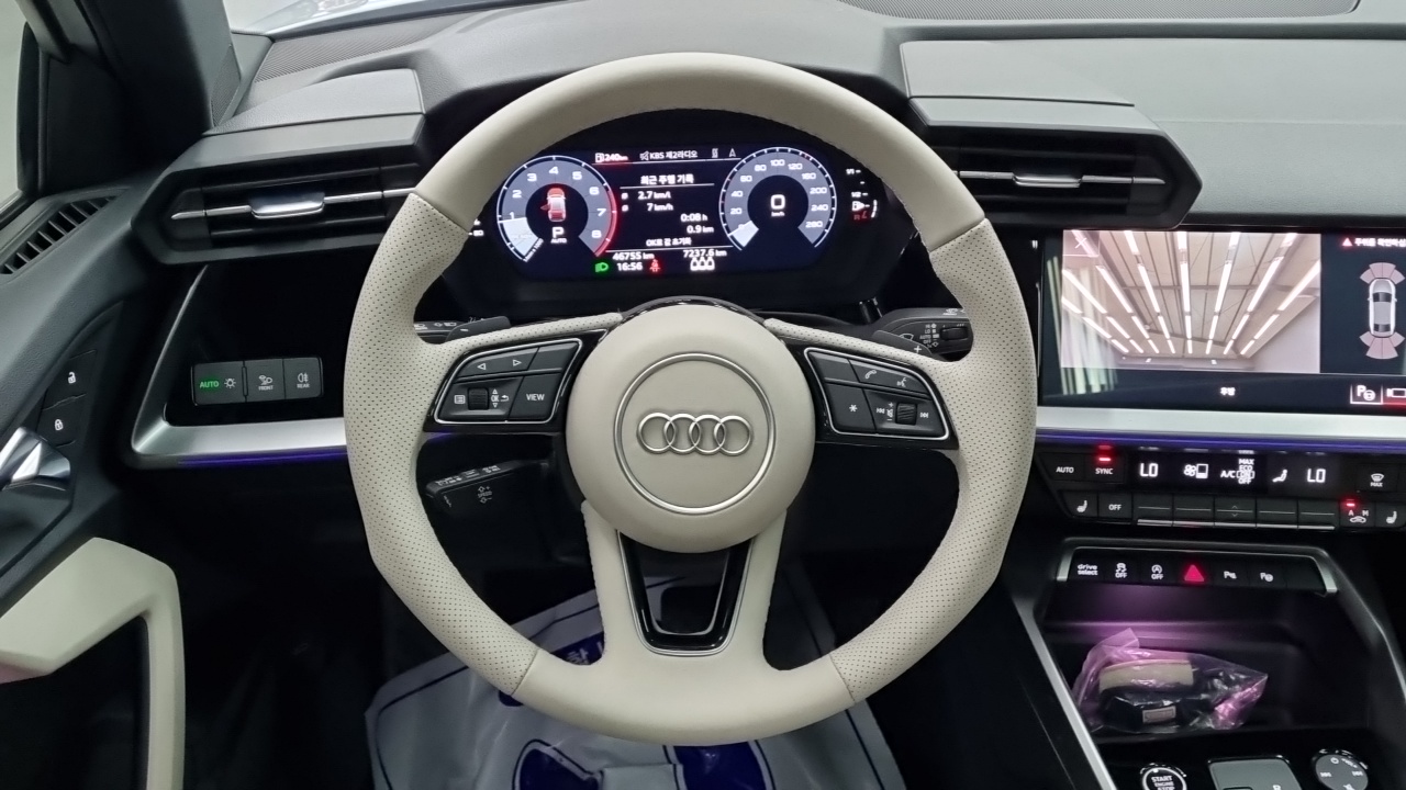 Audi A3 (8Y) 40 TFSI Premium 2023 — фото 16