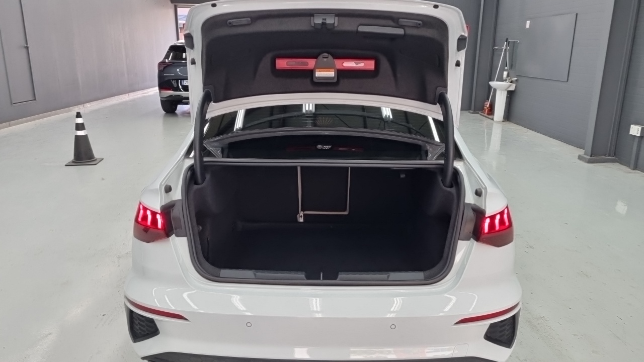 Audi A3 (8Y) 40 TFSI Premium 2023 — фото 22