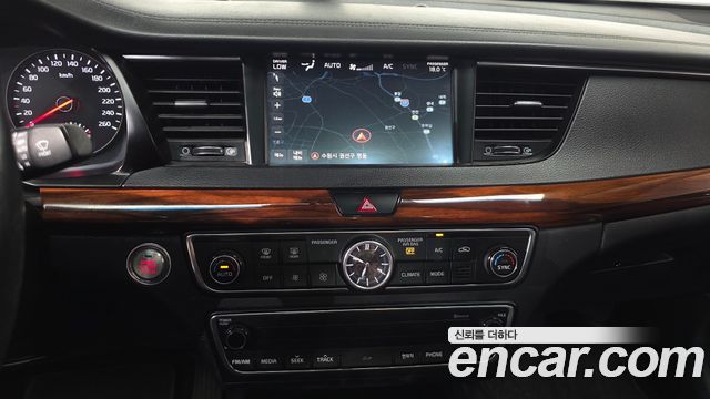 Kia K7 3.0 LPI Luxury (Rental Car) 2016 — фото 12