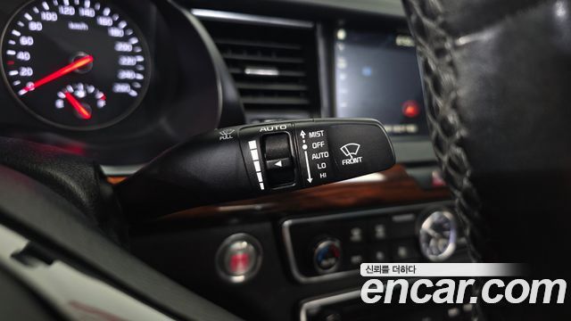 Kia K7 3.0 LPI Luxury (Rental Car) 2016 — фото 19