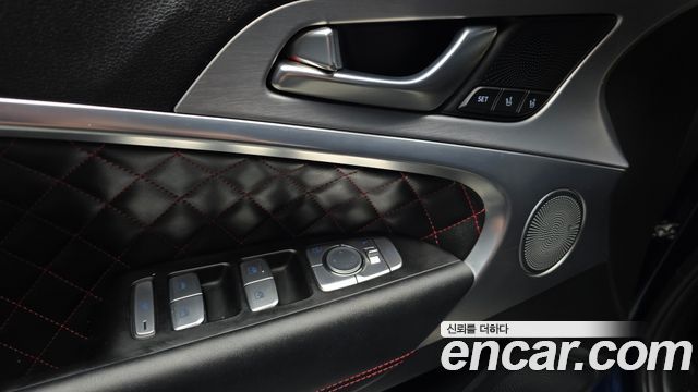 Genesis G70 3.3T Sport AWD Supreme 2018 — фото 29