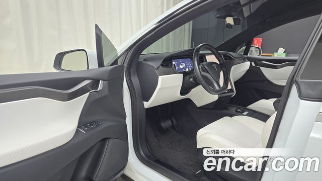 Tesla Model X 100D 2018 — фото 10