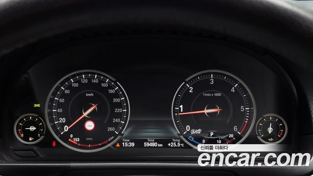 BMW 5 Series (F10) 520d 2015 — фото 8