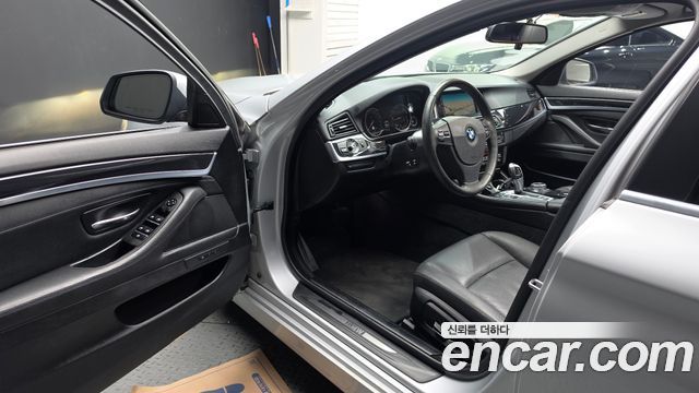 BMW 5 Series (F10) 520d 2015 — фото 10