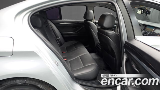 BMW 5 Series (F10) 520d 2015 — фото 11