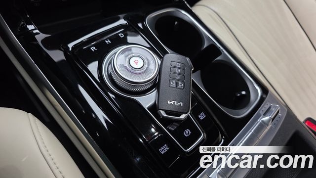 Kia Carnival (IV) Gasoline 9-seater Limousine(Special vehicle) 2023 — фото 9