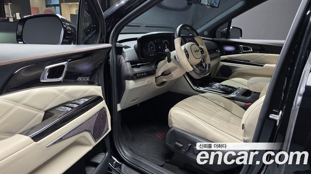 Kia Carnival (IV) Gasoline 9-seater Limousine(Special vehicle) 2023 — фото 10