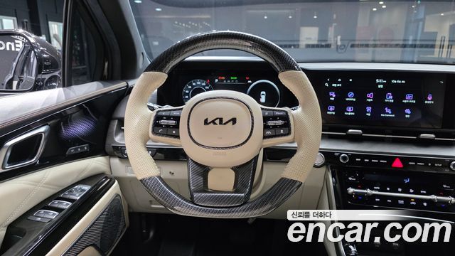 Kia Carnival (IV) Gasoline 9-seater Limousine(Special vehicle) 2023 — фото 13