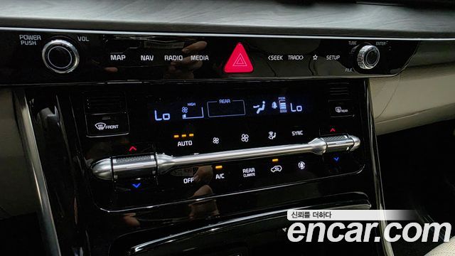 Kia Carnival (IV) Gasoline 9-seater Limousine(Special vehicle) 2023 — фото 17
