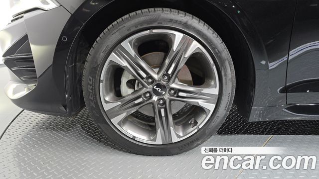 Kia K5 (III) 2.0 Signature 2023 — фото 5