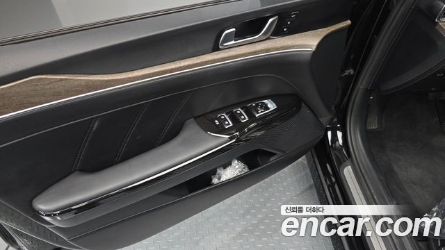 Kia K5 (III) 2.0 Signature 2023 — фото 24