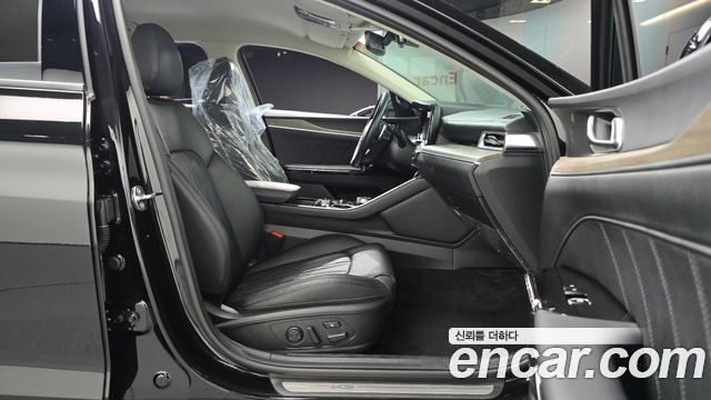 Kia K5 (III) 2.0 Signature 2023 — фото 26