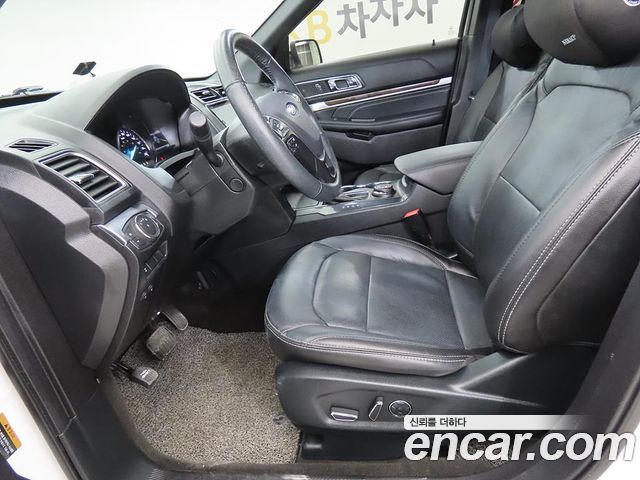 Ford Explorer 2.3 Limited 4WD 5th 2018 — фото 7