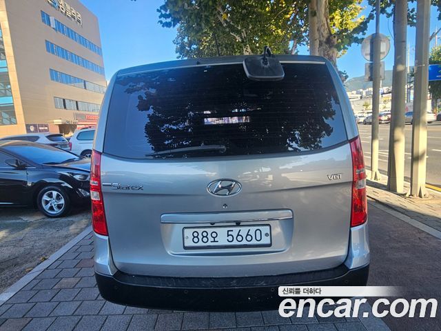 Hyundai Grand Starex Van 3-Seater Style 2019 — фото 4