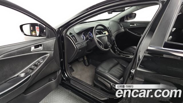 Hyundai Sonata The Brilliant LPI Smart 2013 — фото 10