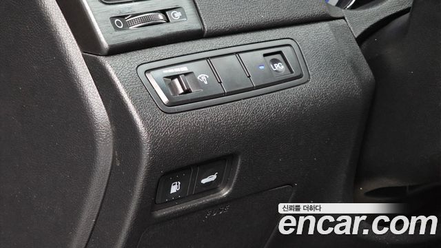 Hyundai Sonata The Brilliant LPI Smart 2013 — фото 13