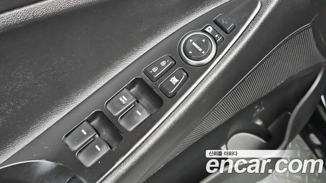 Hyundai Sonata The Brilliant LPI Smart 2013 — фото 17