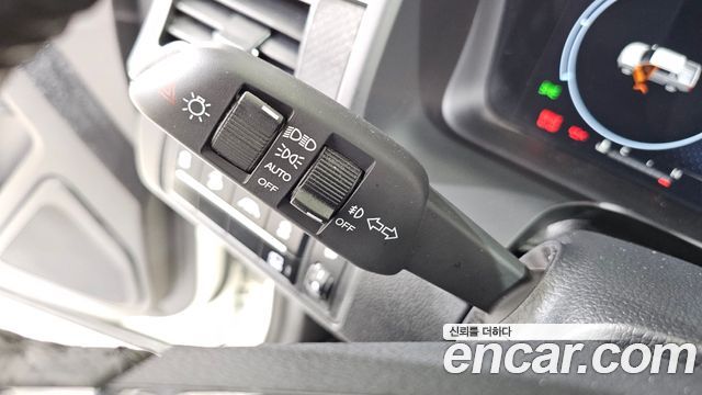 KG Mobility (SsangYong) Rexton Sports Khan Diesel 2.2 4WD Prestige 2023 — фото 27