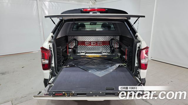 KG Mobility (SsangYong) Rexton Sports Khan Diesel 2.2 4WD Prestige 2023 — фото 35