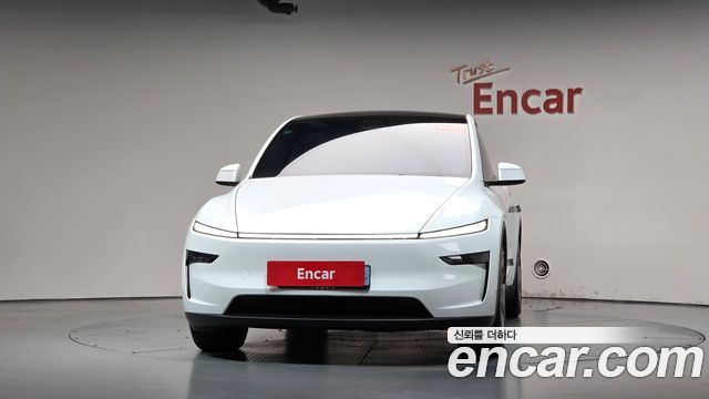 Tesla Model Y RWD 2025 — фото 3
